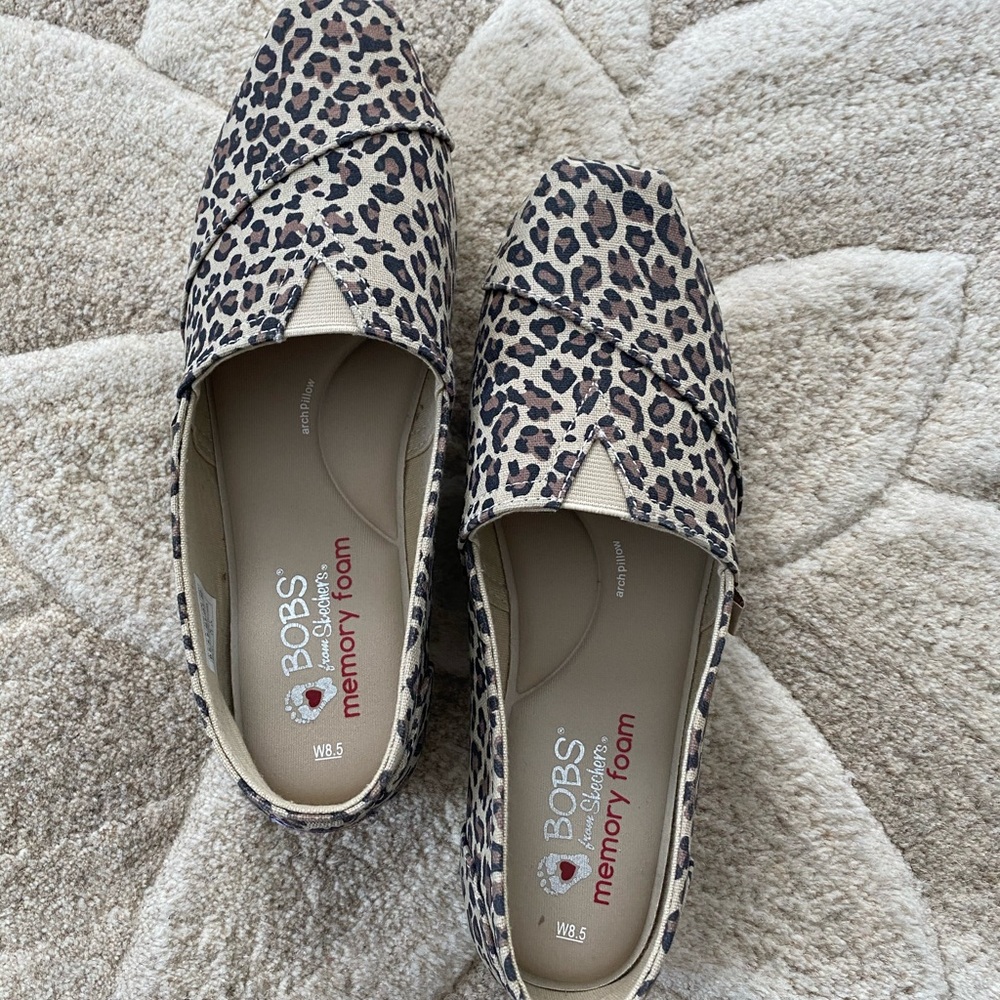 Leopard Bobs